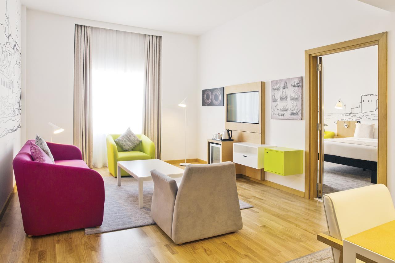 Mercure Suhar Exterior foto